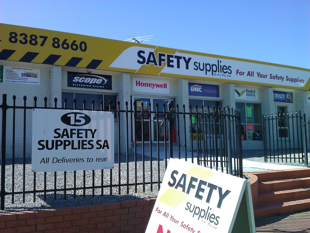 SafetyHQ1's tweet photo. Yet another one of our stores located in South Australia is Safety Supplies SA, stocking all your safety needs!
​
​Check them out here:
​15 Sherriffs Rd, Lonsdale SA 5160
​
​#Workwear #Worksite #SA #Safety #Supplies #PPE #SafetyHQ https://t.co/ycfHo2TC0t