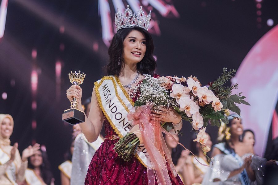 Dukung Miss Indonesia di ajang Miss World tweet media