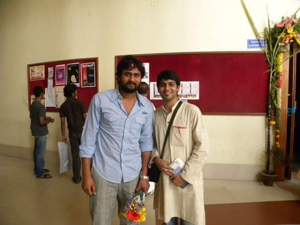 madangrv's tweet photo. ಹುಟ್ಟು ಹಬ್ಬದ ಶುಭಾಶಯಗಳು @srinagarkitty1 #srinagarakittappa.. this was exactly 10 n half yrs ago, when I was doin my master's was covering @armanikanth book release event at Ravindrakalakshetra, Town hall. Have a great year ahead #kittappa #happybirthday https://t.co/jDEmmasnhT