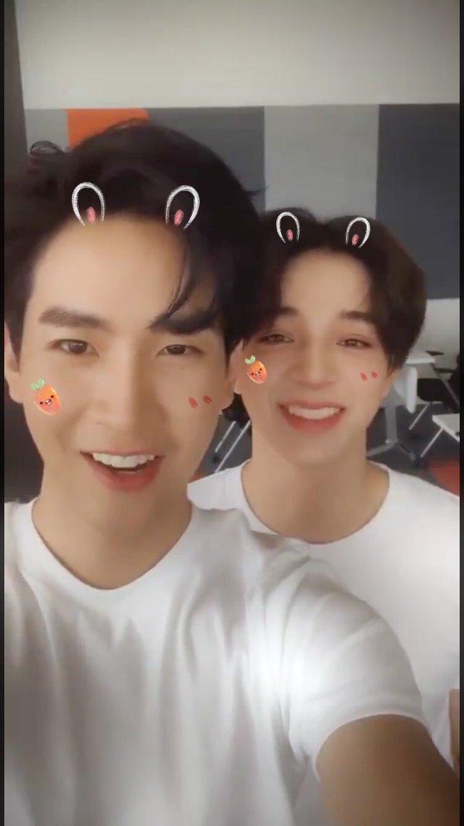 nuttanuj's tweet photo. น่ารักกันจังเยยยย💗💗
#ShadeFinderxBAS
#ShopeeLivexSBFIVE https://t.co/3i3yTl4t1u