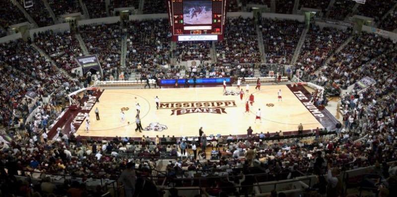 unionjoc's tweet photo. Congrats to @Ivorian_Sou for receiving his offer to @HailStateMBK more to come for this young man. The long nights and early mornings get these results #wearetheprocess #thefuture #blockfam @UnTapped_Sports @majorhustletv https://t.co/x20wgldUU1