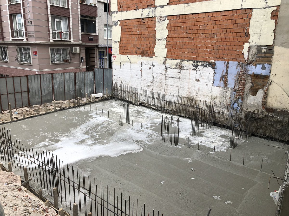 Bayrampaşa Vatan Mahallesi
Beyaz sk. No:1 Projemize başladık. 
Hayırlı ve uğurlu olsun... 

“Biz Çalışıyoruz,B.paşa Yenileniyor”

<a href="/SEyupogullar/">Selami Eyupoğulları</a>