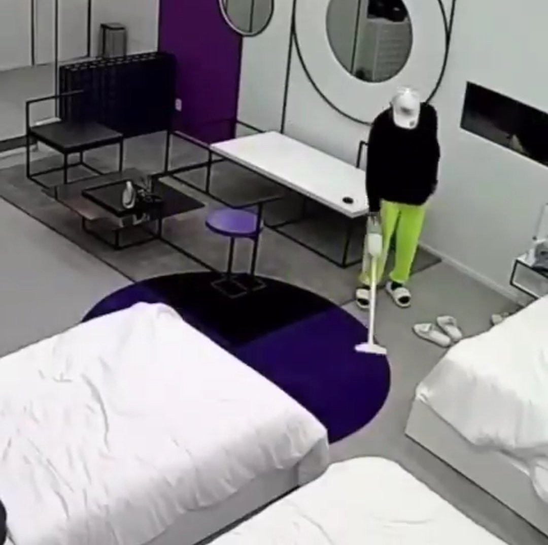 SeungulaR's tweet image. ไม่ต้องบอกก็รู้ว่าใครเป็นคนทำ
55555555555555555555555555
#HEESEUNG #ILAND #ILAND_EP2 #ฮีซึง