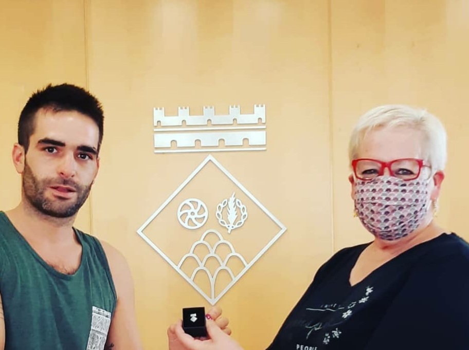 Des de finals de juny de 2020, Joan Miralda Bayona és nou regidor de "Junts per Sant Feliu de Codines". L'alcaldessa, Mercè Serratacó li ha delegat les regidories de Comissió de Festes, Medi Ambient i Infància, Adolescència i Joventut.