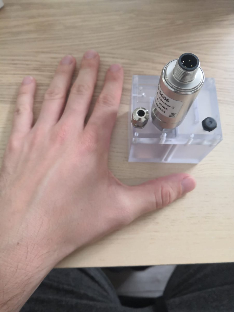 ReloxTeam's tweet image. Can you guess what it is yet?
#Relox experiment taking shape, but is certainly not flight-ready.
#EarlyBiz