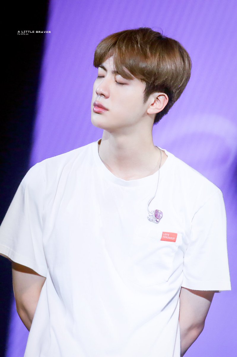 flawsomekore's tweet photo. Lagu "Tonight" by Jin @BTS_twt hari ini sudah masuk ke usia 400 hari 🎉 Lagu pertama yang Seokjin compose sendiri 😭 Ayo dengerin yuk Army! 

#석진이와_함께한_400일째_이밤
#이밤_400일_축하해
#Tonight400Days
#방탄소년단진 #방탄진 #진 #석진 #BTSJIN #JIN #SEOKJIN #방탄소년단 #BTS https://t.co/7cU8a2LiZ4
