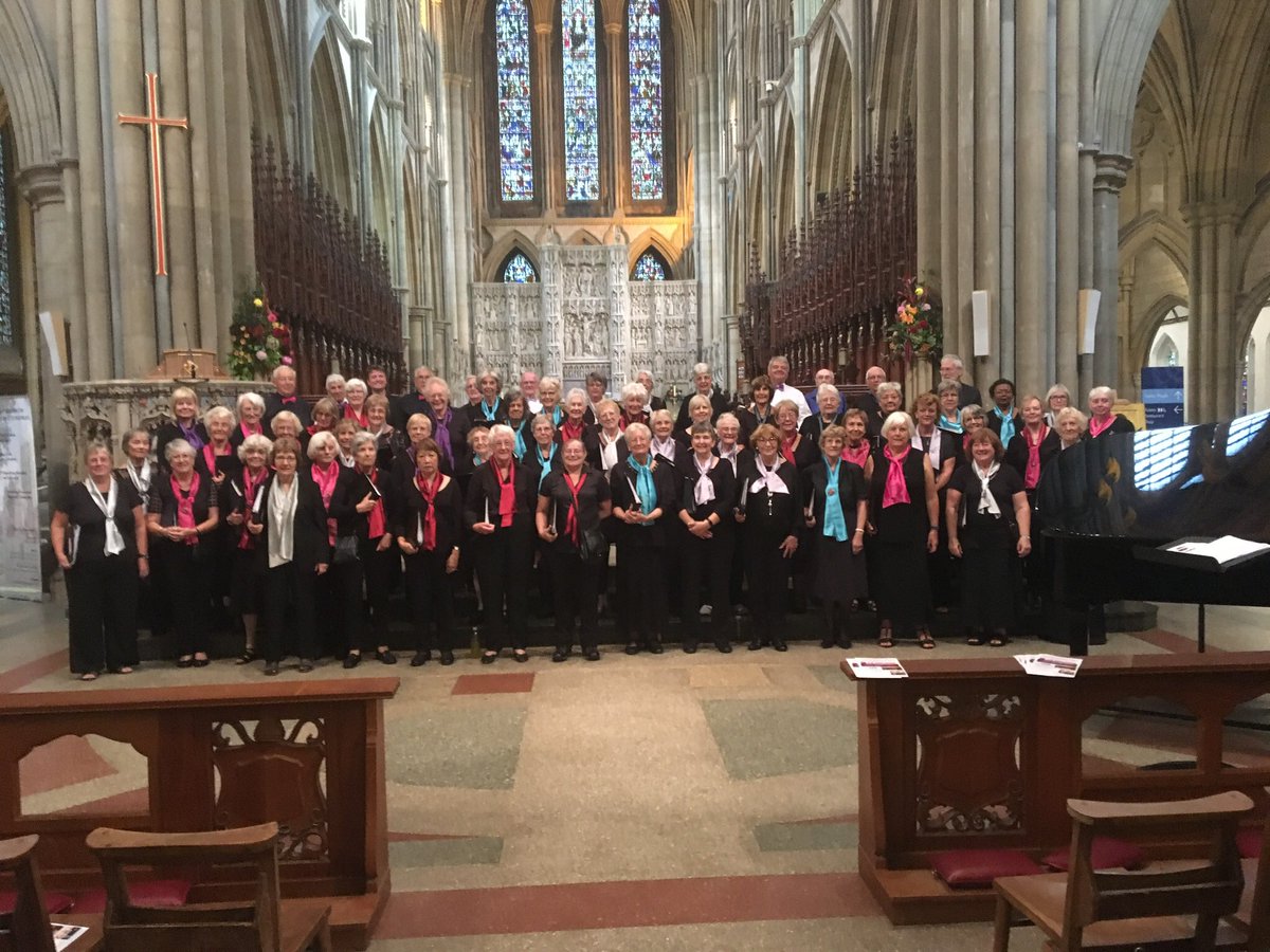 grenvillemusic's tweet photo. Today at 1pm it’s brilliant @mrbenengland taking our weekly choir #SofaSing with the https://t.co/gFVHoO648a (for full details) you can join in with our 100s of happy singers from across the West Country - one day soon we’ll all be back singing together again ..@BristolVoice https://t.co/Mq5PoRaRpu