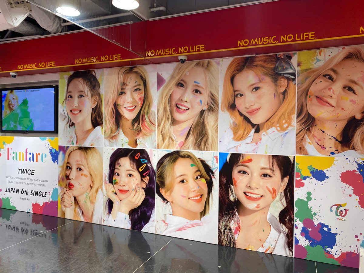 TWICE Fanfare ジヒョ 直筆サイン チェキ 【公式通販】