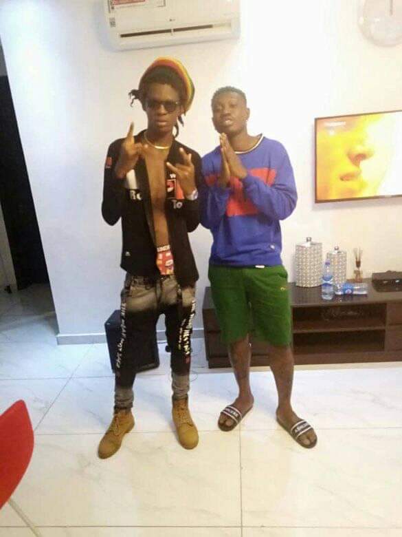 AmBustaPop's tweet photo. Baba @Zlatan_Ibile God will bless you for lifting other people up. My name is Busta pop have you to my song with Zlatan??
#BustaPop #Zlatan #Paystack #WetaTheTick #SymplyTacha #BBNaijaReunion #wednesdaymorning #selectivitad2020 #LowToneRapperHaruto #Ghana https://t.co/aFl3D7T9In
