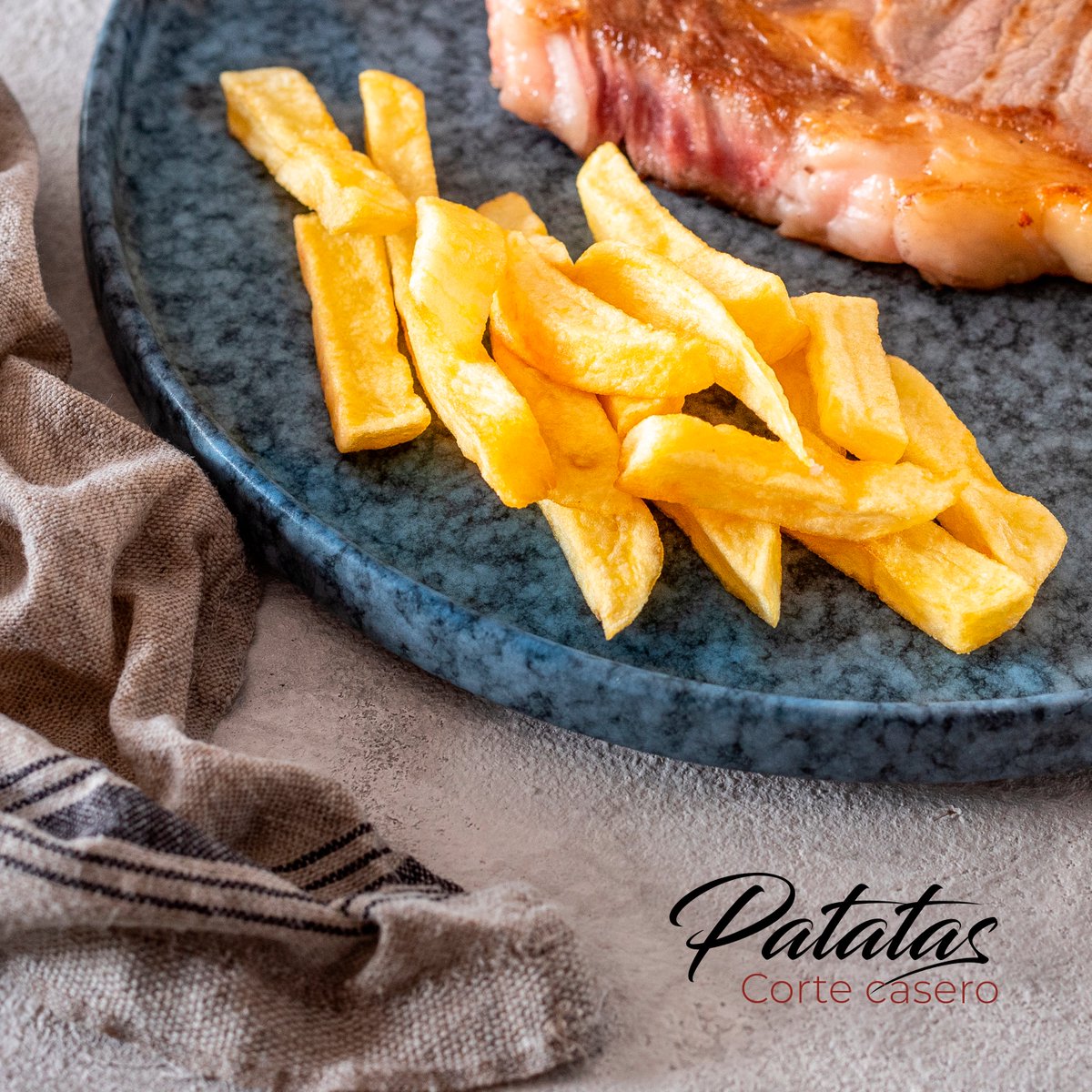 A quién no le gustan las patatas fritas??

Son el acompañamiento perfecto para cualquier plato y tan fáciles de preparar....

¿No me digas que tú no las disfrutas más a menudo por lo que tardas en prepararlas?

Eso es porque no conoces nuestras patatas!!

innovachef.com/producto/patat…