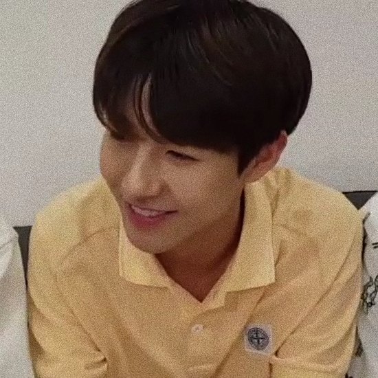 Renjun wearing yellow bc he literally owns the color ♡ : - a thread