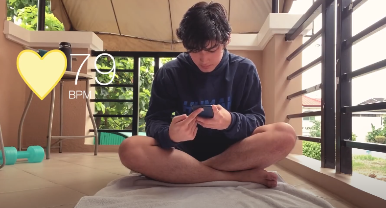 MusicgeekGeron's tweet image. Small details matter! Seph ♥️ Kookai #HelloStrangerEP3