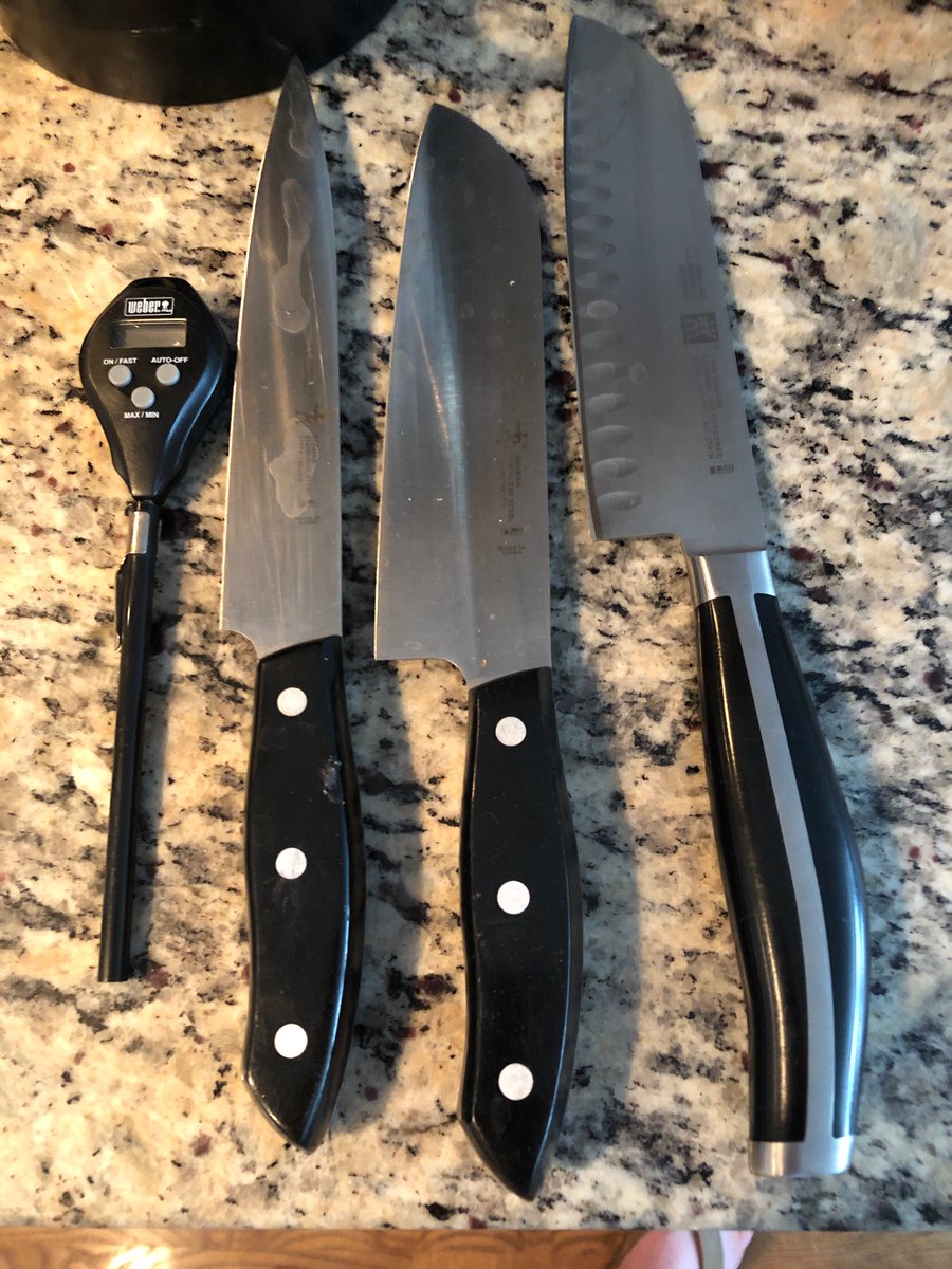 I got a grip of nice knives, free to a good home. Holler at your boy. #knives #theculinarykid