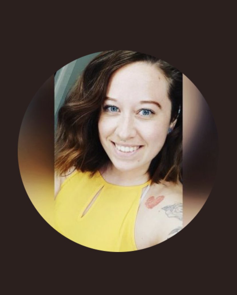 kecamp15's tweet photo. Y’all. My sister is gorg 😍 https://t.co/EwwuLak2Z3