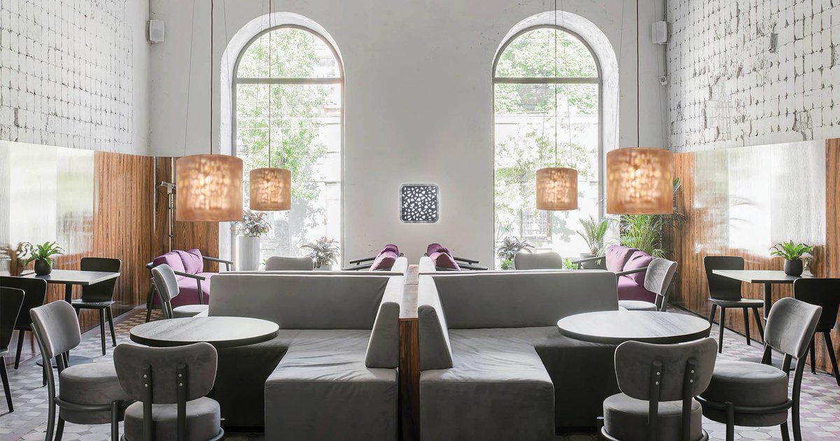 Lumettalighting's tweet photo. The Echo Collection represents the eye-catching combination of light + geometry + pattern, for an ultramodern look. Stylish pendants suggest subtle movement. Sconces transform surfaces from flat to impressive. View full collection https://t.co/ntZmClxYSN #EchoCollection #pendants https://t.co/mP9HY1acZV