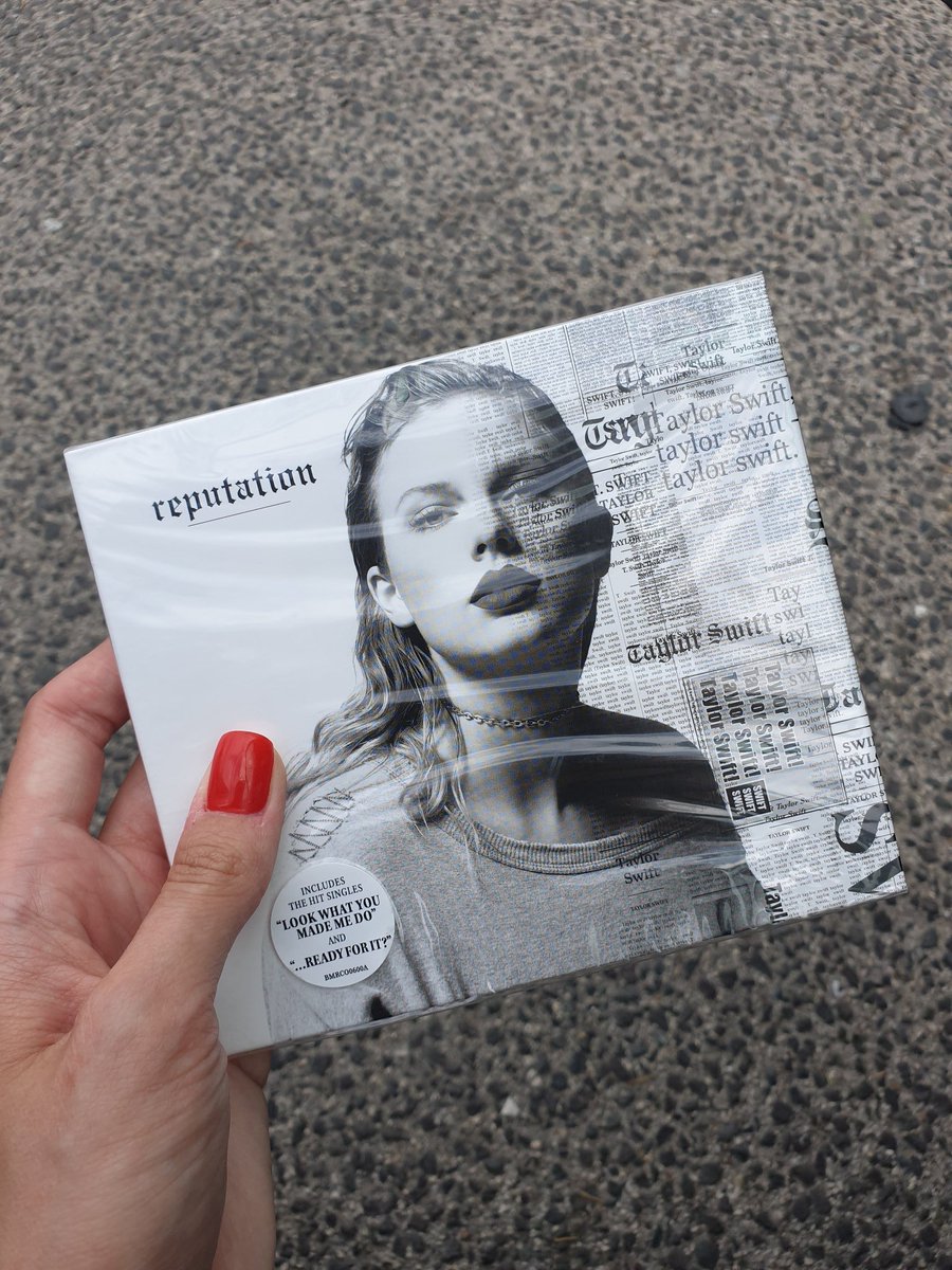 itsmarcelak263's tweet photo. Look what you made me do 🙈 @taylorswift13 #reputation #Slovakia https://t.co/k1msHnh6aF