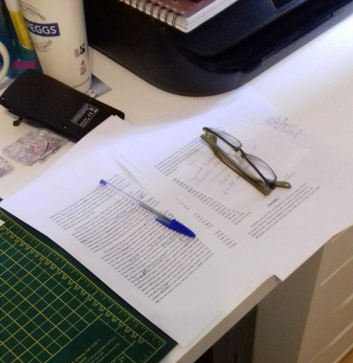 Abdabby's tweet photo. Every day I'm editing ... One case study down, one more to do. #studentlife #studybreaksoon #writesmarter https://t.co/0Wdzxdz1Kg