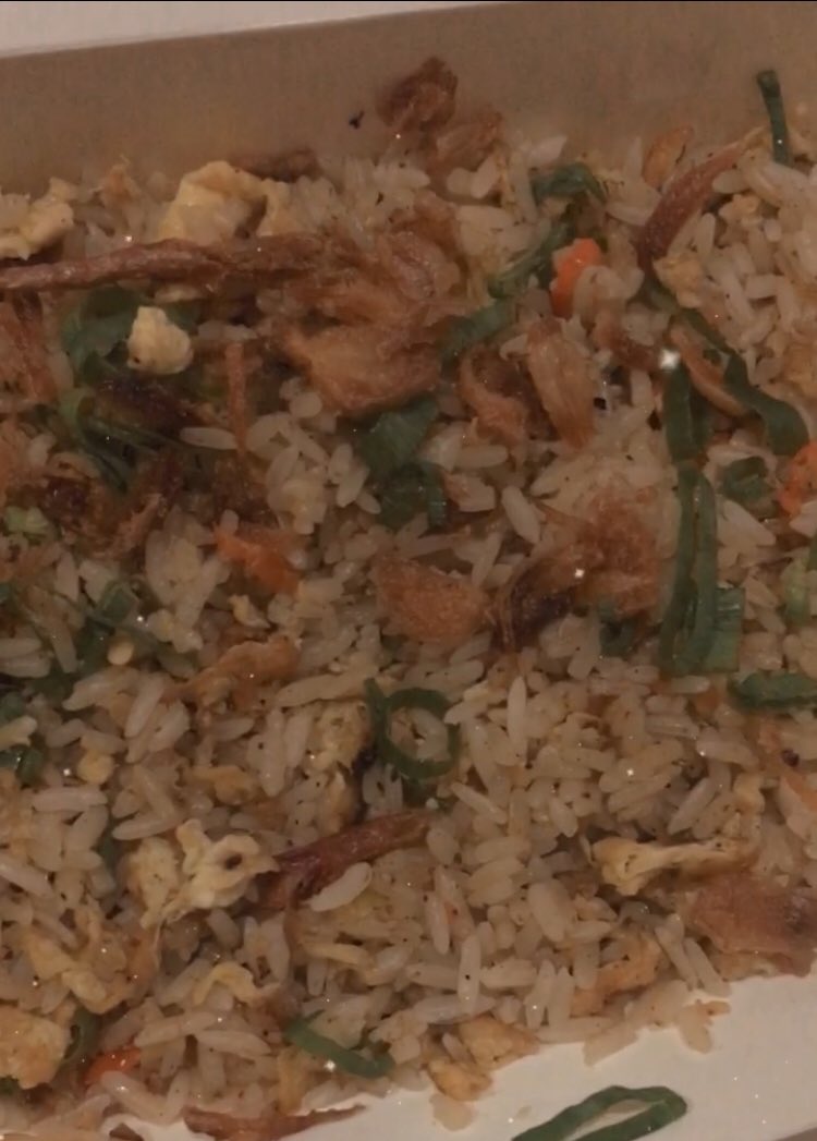 Akhirnya kedapetan nasi goreng hits ini setelah PO 2 minggu 😂 <a href="/nastibintaro/">Nasgor Tiarbah Bintaro - Vaccinated</a> <a href="/tiarbah/">tiarbah</a>