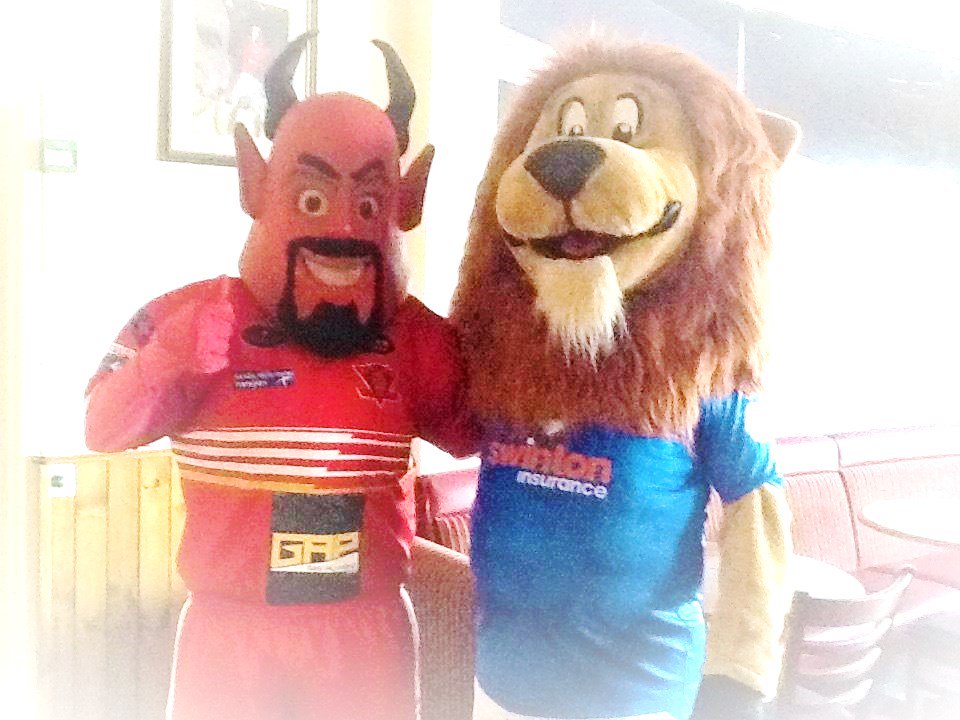 TheSwintonLion's tweet photo. Forgot the picture🤦‍♂���

I guess this is what you look like after lockdown? In need of a shave 😉 @DrDevilSRD https://t.co/OQKf4ZaTPY
