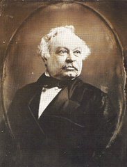 AntanoValencia's tweet photo. ¿SABÍA QUE... El general José Antonio Páez fue padrino del único presidente nacido en #Valencia, Hermógenes López, en la capilla colonial de La Begoña, quien estando en el cargo repatrió los restos de Páez tras su muerte en Nueva York?
#HistoriasConectadas 
#ValencianosOrgullosos https://t.co/tplmJ4r5ax