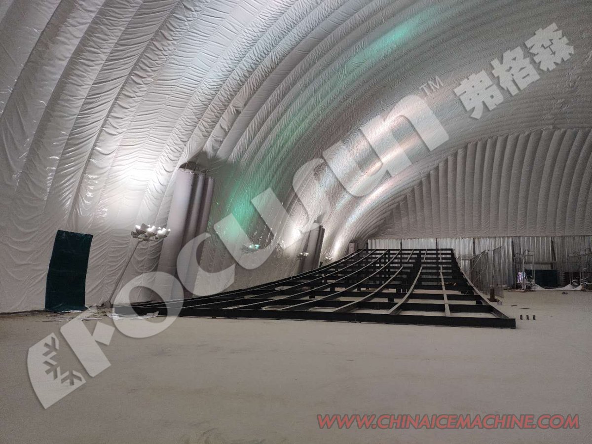 emonum328's tweet photo. Focusun #snow_ice_machine, automatic rake ice storage, crush and delivery device, complete container system, reducing on-site engineering costs. Equipped with WEB intelligent monitoring security system, 24-hour control. 
If you need snow, contact us+86 15005537550
#snowicemaker https://t.co/880jmUjqPX