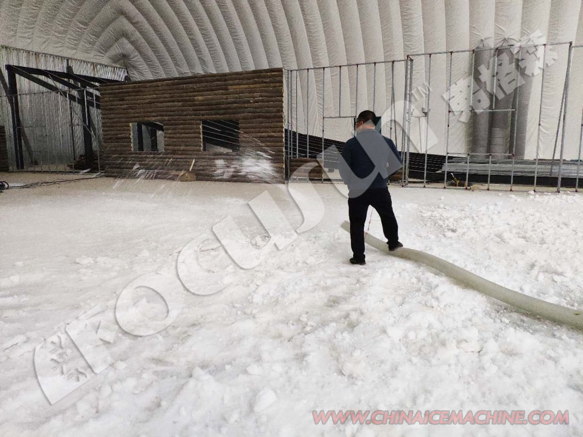 emonum328's tweet photo. Focusun #snow_ice_machine, automatic rake ice storage, crush and delivery device, complete container system, reducing on-site engineering costs. Equipped with WEB intelligent monitoring security system, 24-hour control. 
If you need snow, contact us+86 15005537550
#snowicemaker https://t.co/880jmUjqPX