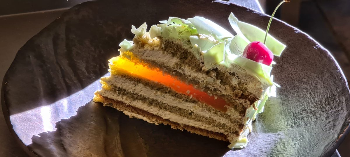 creationwines's tweet photo. You are in for an absolute treat when you visit the farm to collect your wines today! 🙌 Our chefs have created a beautiful green matcha tea forest cake with a passion fruit center! 👌Absolutely Delicious! 😋🍰
#lovecreationwines #cocoontocreation #creationmetamorphosis #matcha https://t.co/UGvqRfvJuP