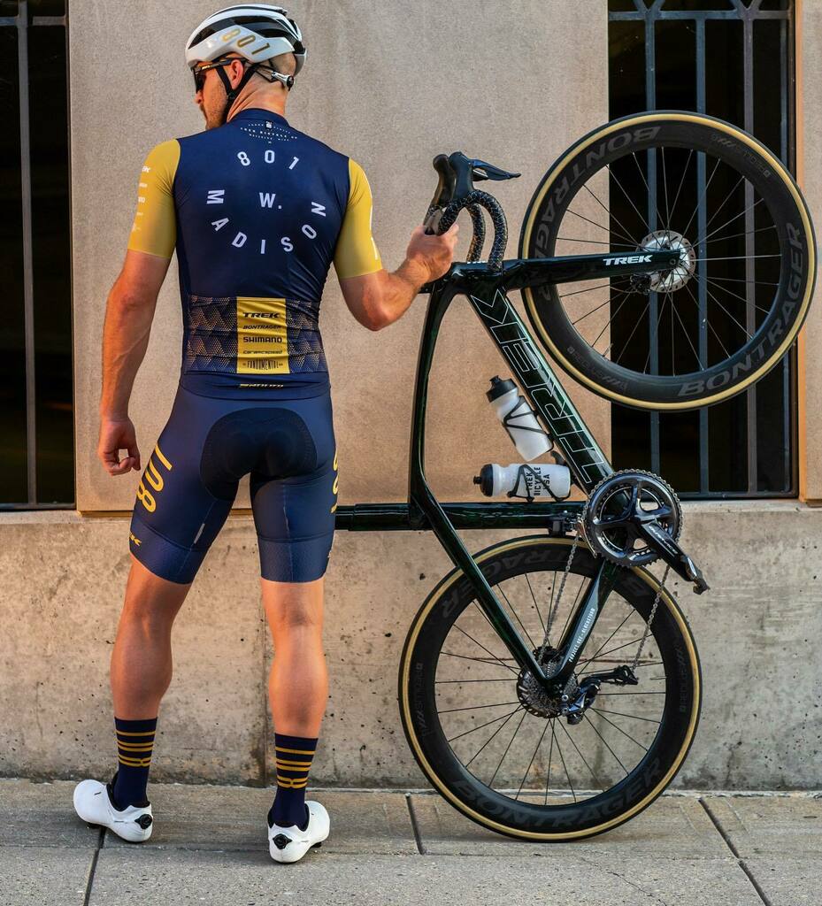 SANTINI_SMS's tweet photo. New kit day for @801wmadison
.
No words can describe such a beautiful custom kit. 🔥
.
.
#santinicustom #santinipeople #gobybike #custom #customcyclingkit #santinicycling #cycling #cyclingwear #trekbikes #cyclinggear #style #cyclingstyle
.
📸 @801wma… https://t.co/4sPcbsC5pX https://t.co/bllq5fshj9