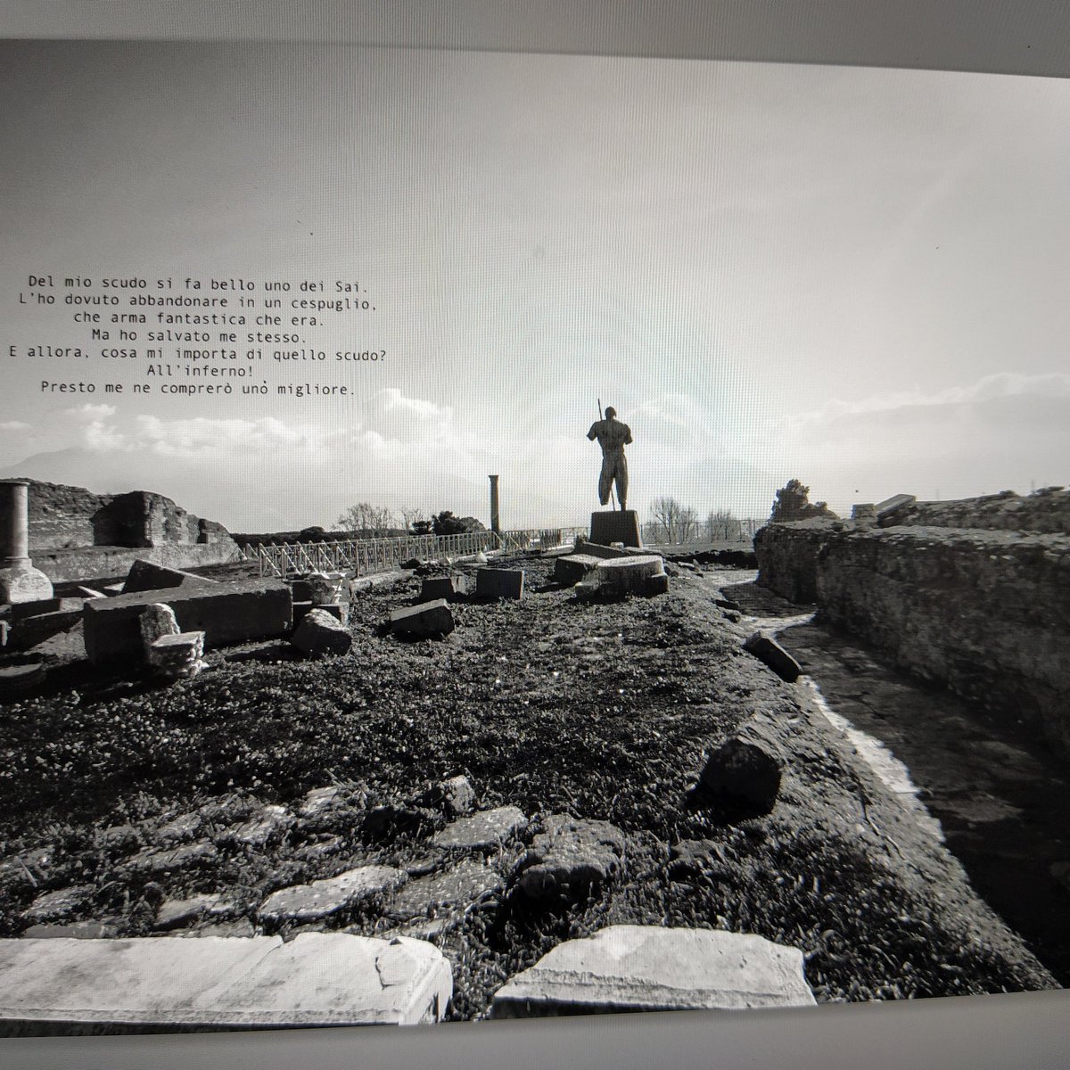 StCarnevale's tweet photo. Una foto di Vittorio Guida agli scavi di Pompei.
L'opera sullo sfondo è di Igor Mitoraj.
Il brano è di Archiloco.

#Mitoraj 
#VittorioGuida 
#Archiloco https://t.co/nwC9X6H6nj