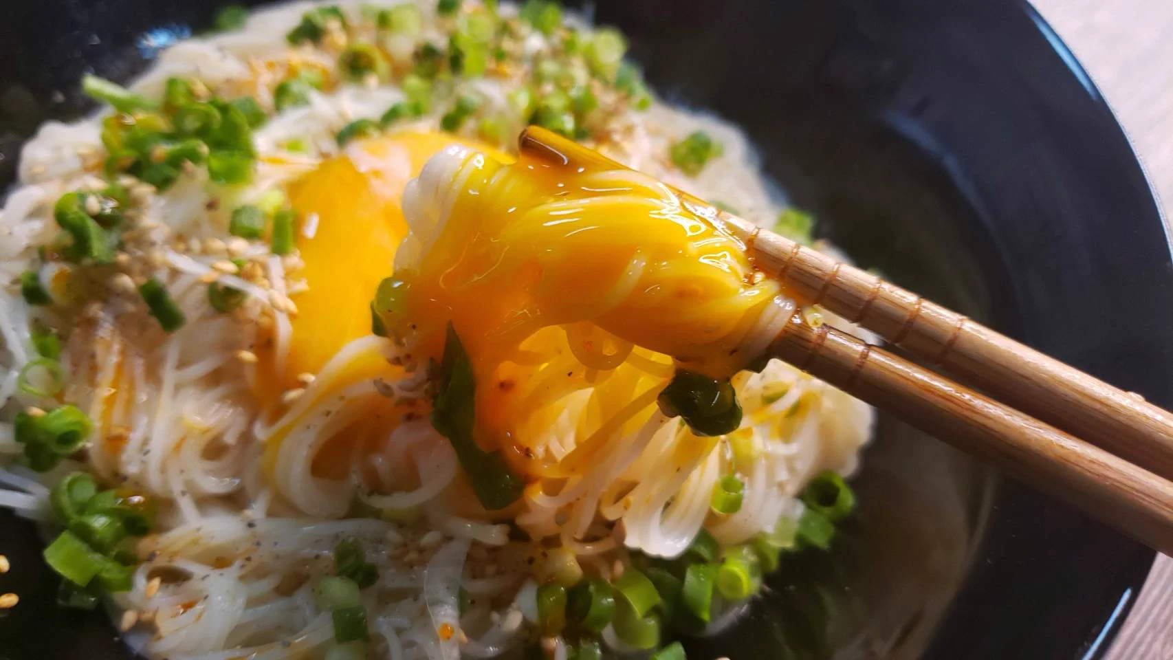 素麺には「ごま油」が合う？！ささっと作れて美味しい素麺レシピ！