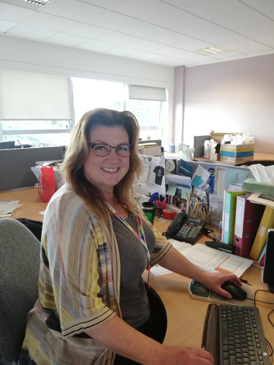 BRC_ERScotland's tweet photo. Our amazing funding manager, @LindsayDH is celebrating 20 years @BritishRedCross. She has been helping out in our Glasgow response to Covid-19, cheering us all up on a Monday morning. We love her. #KindnessWillKeepUsTogether https://t.co/2cHHKHgTDL