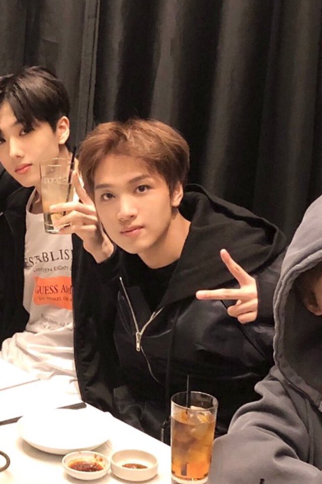 หล่อมากกกกกกก ;________;