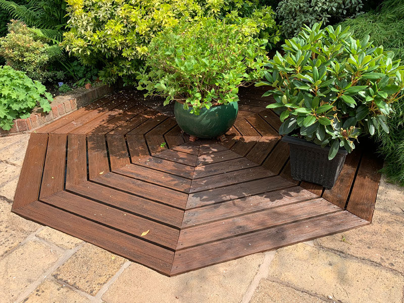 kandmdecorating's tweet photo. #exterior #decorating has been @kandmdecorating focus of late. Here is part of a project in #Slinfold patio plinth repaired, prepaired and finished with 2 coats of #sadolin teak decking stain. See https://t.co/WAN0DEGSql https://t.co/az9xST9Eft
