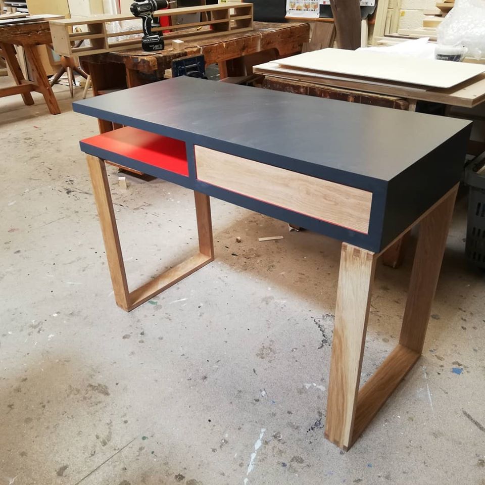 BrayInstituteFE's tweet photo. After two years of studying furniture making at BIFE, Julia produced this exceptional desk. Displaying a range of skills including Design, Draughting, Joinery, Spraying, Finishing, drawer fitting, carcase construction, and assembly.
#bife #furniture #design #furnituremakingcourse https://t.co/VURnpAOWul