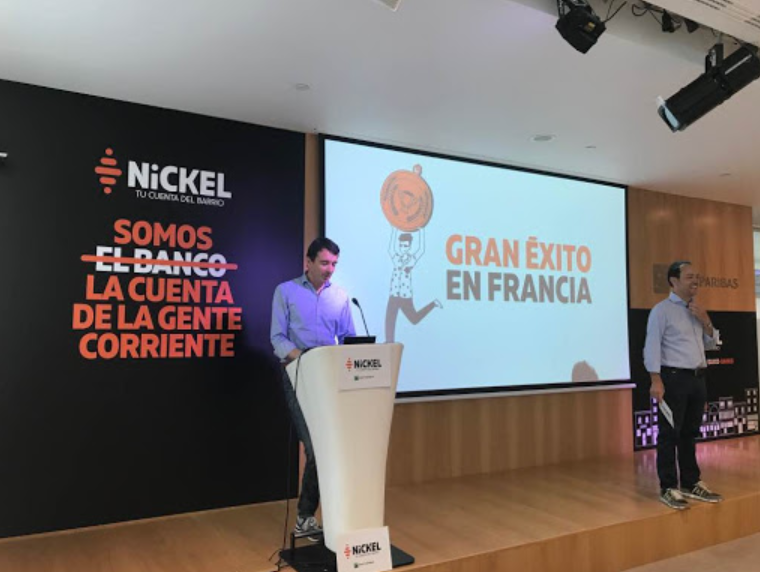 CompteNickel's tweet photo. ¡ VAMOS ESPAÑA !

@ThomasCourtois7, président de Nickel et Javier Ramírez Zarzosa, CEO de Nickel Espagne sont en direct de Madrid pour débuter notre conférence de presse !

Déploiement en Espagne imminent... Rendez-vous en septembre ! https://t.co/EtfRiIunZz