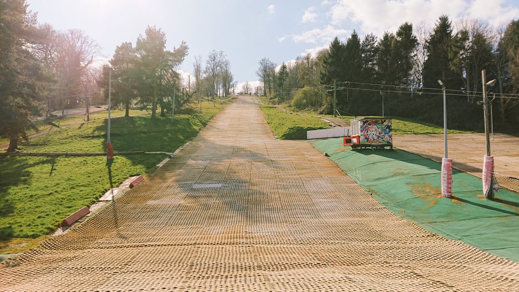 Stay fit. Get Outdoors. Go Skiing. Go Boarding. Go Tubing. Go Laser Tagging. #ski #skiing #open #gloucestershire #gloucester #stayfit #snowboard #lasertag #outdoorfun #outdoors