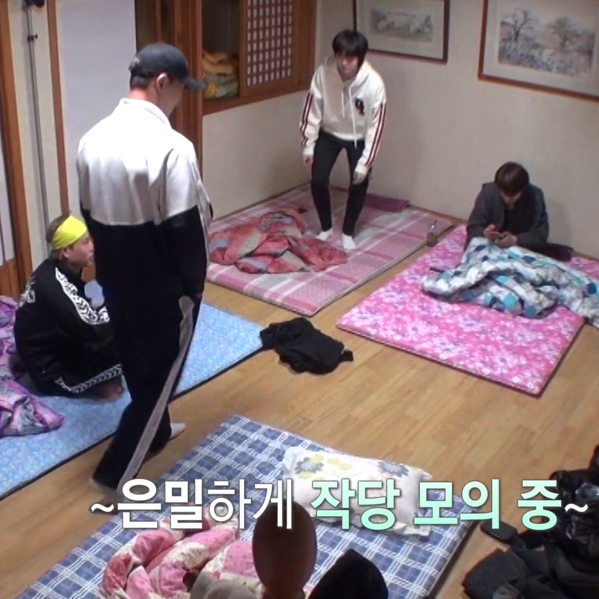 젤러씌 tweet media