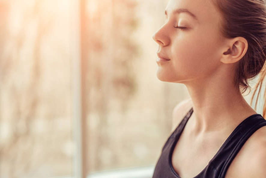 _SmartCBD's tweet photo. When living through such stressful times, CBD could help alleviate anxious feelings.

Can CBD help you stay cool under pressure? Find out here ➡️  https://t.co/McBEhWdrwU https://t.co/wjUlWdPbkd