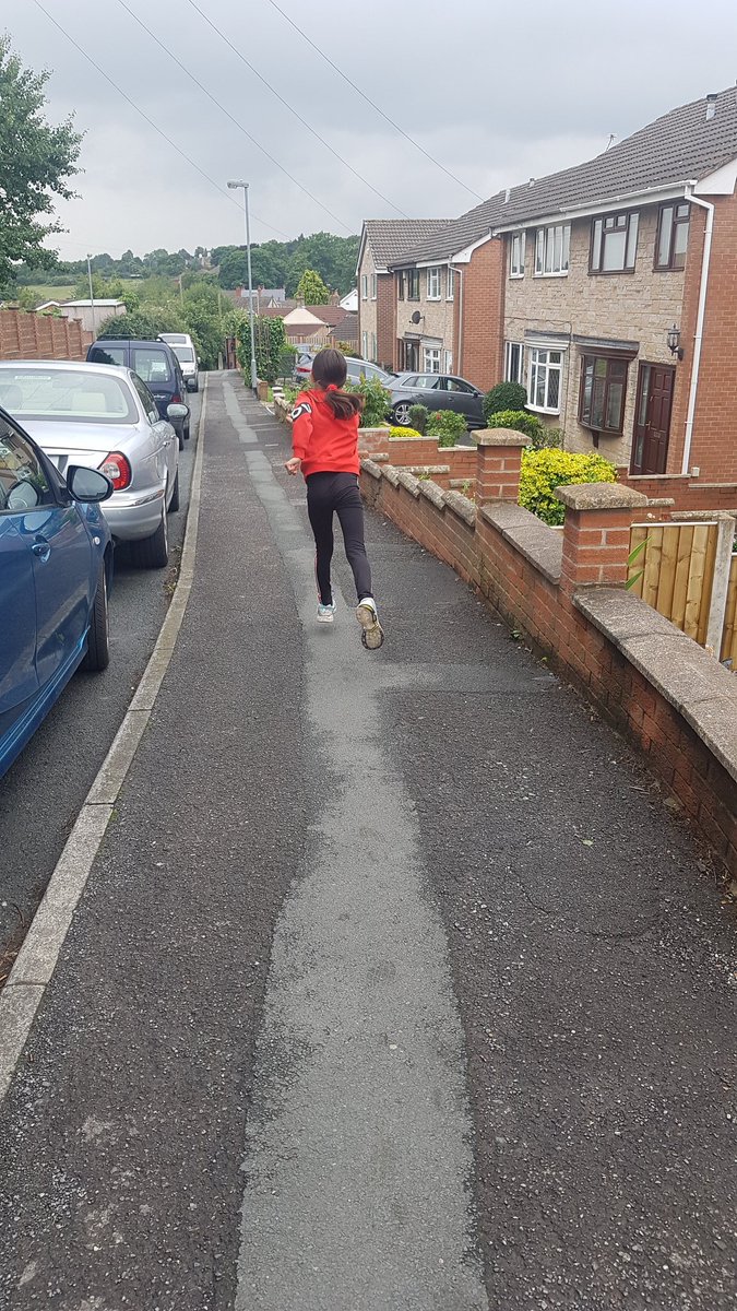 EndersbyShaz's tweet photo. @JCAWakefield aces challenge 20 metres run https://t.co/67nyWe3coN