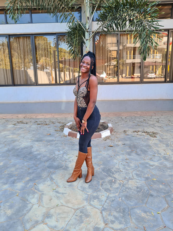 BataZambia's tweet photo. Look this classy with Red Hot Deals of upto 70% off from a Bata Store Near you today
.
.
.
.
#RedHotDeals
@shakirah_saeed looking π₯π₯π₯π₯ https://t.co/HiFXFytBNI