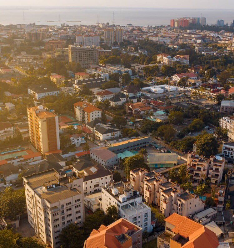FineNCountry's tweet photo. “Cities need to be more efficient so condos and high rise residential are the future. Most of what we are building will be irrelevant in the future” - @UdoOkonjo
#fineandcountry #realestate #ikoyi #ikoyirealestate #lockdownrealestate #realestaterocks #residential #highrise https://t.co/AZPy5DzdHY