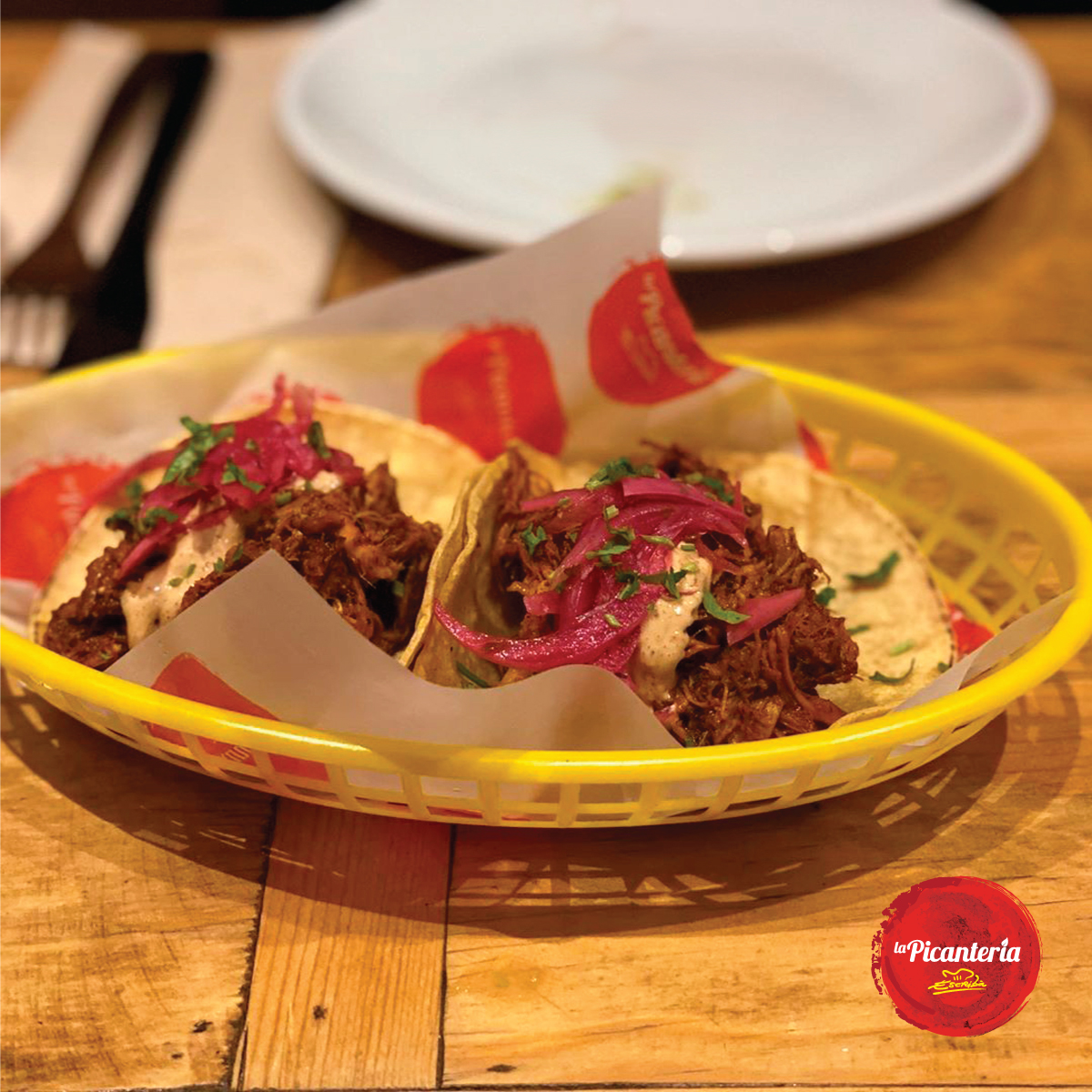 lapicanteriabcn's tweet photo. ¿Te apetecen unos tacos? Es uno de los platillos más demandados en la gastronomía mexicana y también en #lapicanteriaescriba.

Esta semana tenemos el taco de lomo saltado en el menú semanal. ¡Ven y descúbrelo de 12:30 a 16:00 h! https://t.co/3viVf11rP6