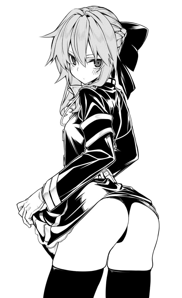 10mo お題箱 終わりのセラフの柊シノアちゃん 黒パンツ 公式 見えてたら良いなぁ
