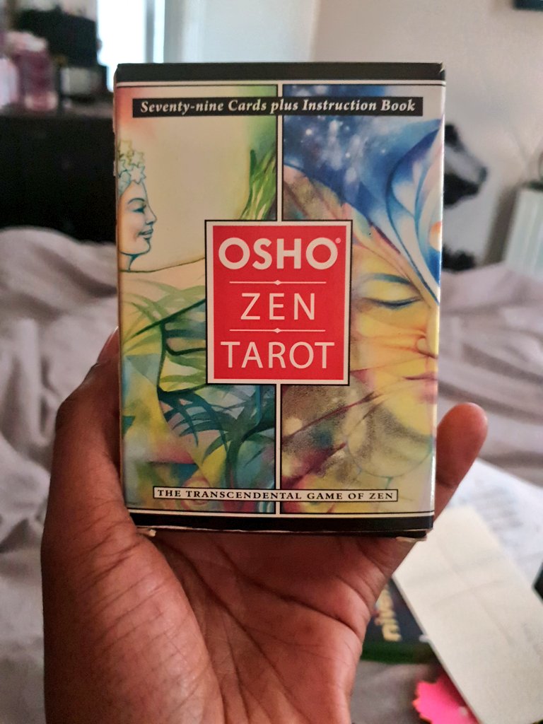 npnarratives's tweet photo. Went back to my Osho Zen Tarot Cards this morning. Forgot how in depth these cards are. Very deep in their meanings and examples. Plus the imagery is delightful; I always see a new part of the image that I managed to overlook.
๐ง๐ฟโโ๏ธ๐ฎ๐ #actsofselfcare https://t.co/1pg6B0lcNO