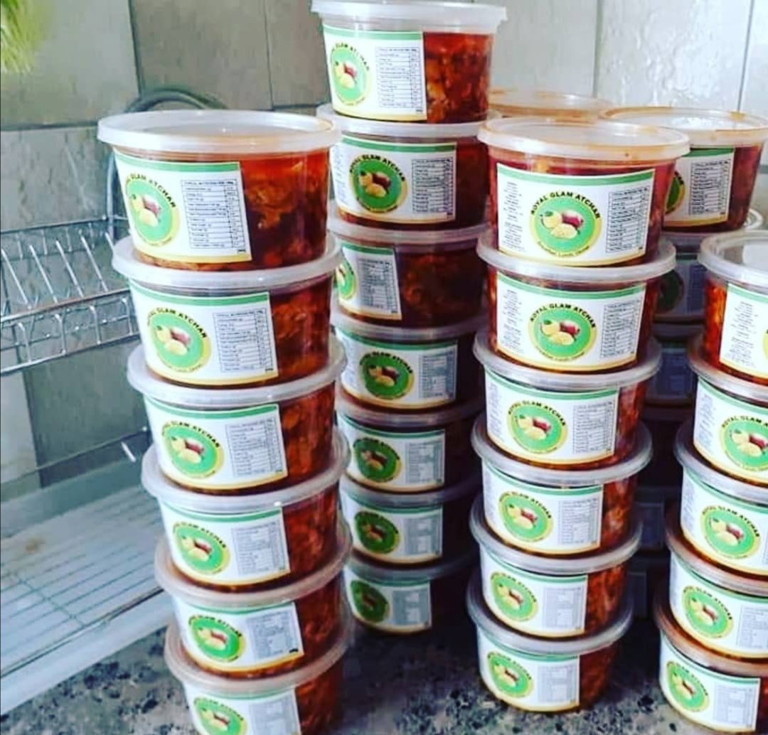 GlamHoldings's tweet photo. Our 500g going for R15 😊.. No place is too far, mention your close by supermarket, retailer, shisanyama or restaurant.. We shall get to you on time, Remember... this is Breakfast, lunch... Dinner... 😊
#business #woman #atchar #atchaar #money #startyourownbusiness #trade #food https://t.co/v8LK1EoDAI
