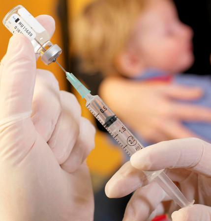 Il_Centro's tweet photo. #Abruzzo #8luglio #mercoledì #Avezzano
Bimbo invalido dopo due vaccini,  sentenza del giudice: 20mila euro l’anno per tutta la vita 
@robraschia
https://t.co/3D6vGZNqD3 https://t.co/nn58WQLSIx