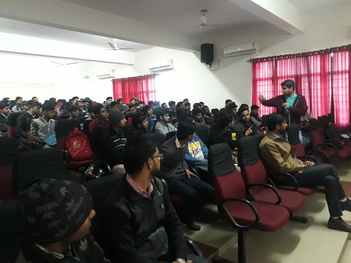 MeMitrc's tweet photo. Year In A review: Memories of Session 2019-20
A seminar was organized by department of mechanical engineering and BOSCH on "LATEST TECHNOLOGY TRENDS in AUTOMOBILE INDUSTRY.@mitrc_alwar @BTUBikaner @CellAlwar @ashokag58 @IMitrc @MitrcElectrical @MITRC2 @Mitrccivil https://t.co/203C1ZrTDu