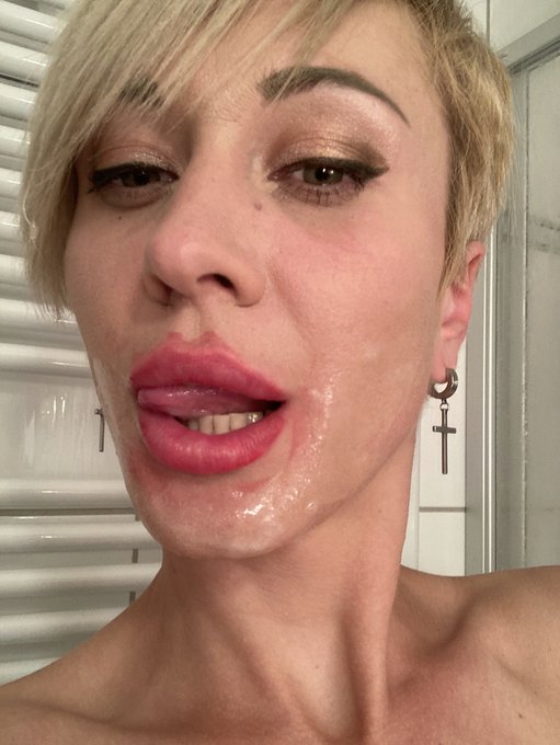 Perfect morning 💋🍆 Just fucked hard in the mouth... and I love it 💦💦 https://t.co/TINJ57CQdB<a href="/tag/morningmotivation"class="tags"><span>#morningmotivation</span></a>