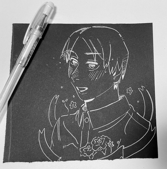 白ペンで描けばなんでも良く見えます 