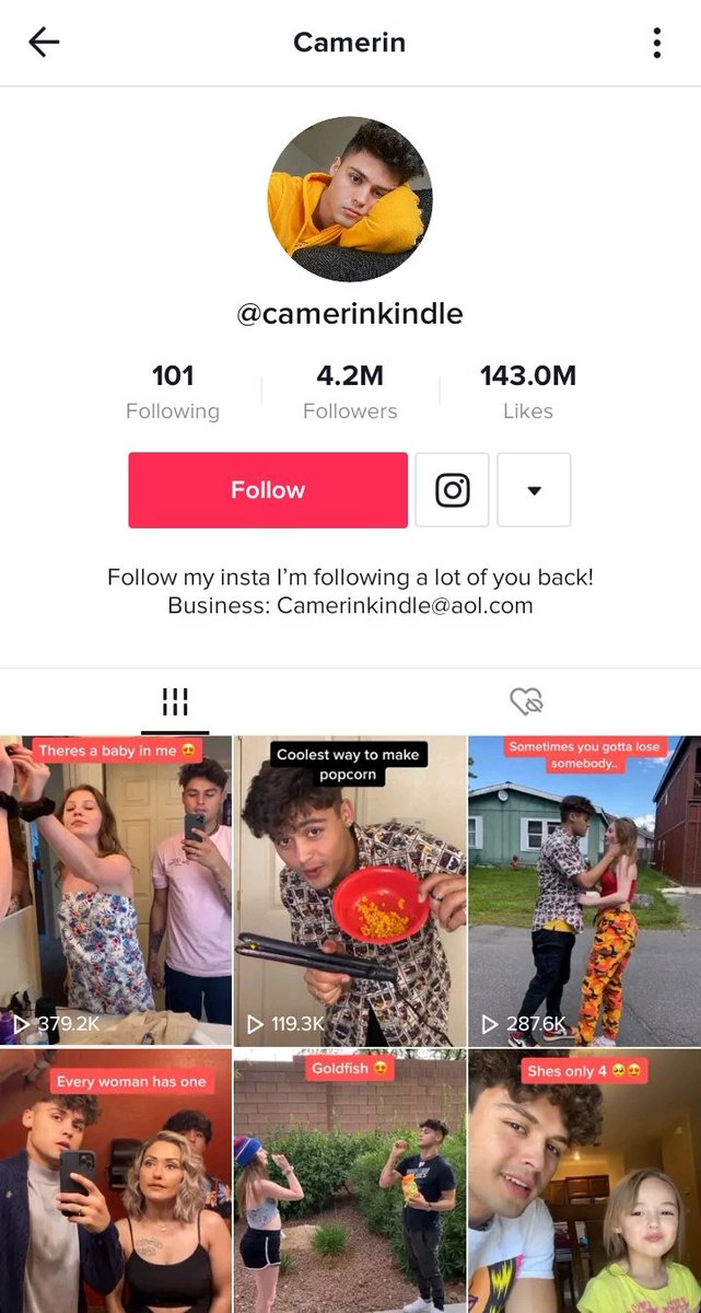 LEIAM!!! É UM EXPOSED!!!

A tiktoker da foto é a Kelsi Marie, eu conheço e admiro ela desde quando comecei a usar o tiktok, mas eu também era fã do Camerin que agora é o ex. Eles namoraram juntos por 3 anos, e nesses três anos ele abusou mentalmente e fisicamente dela+